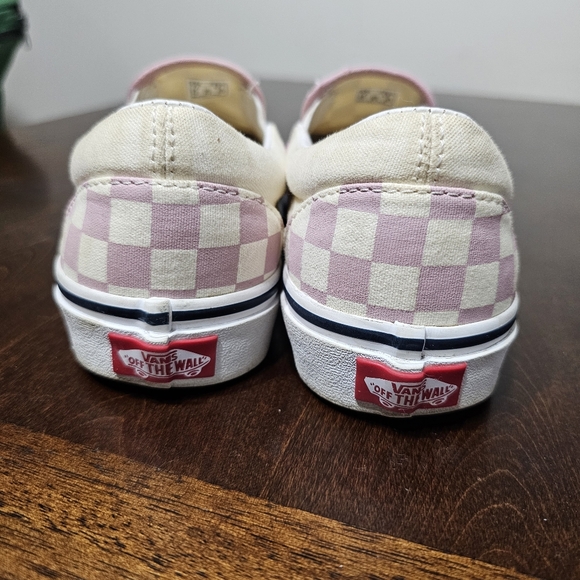 Women's Sz 8.5 Pink Checkered Slip On Vans - Picture 4 of 6